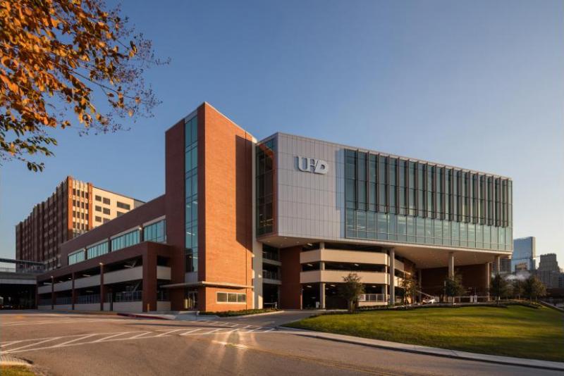 University of Houston Academic/ Welcome Center Retail & Parking Garage